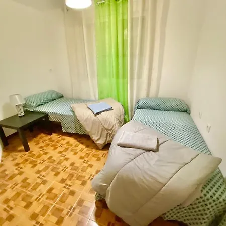 1 Private With A Window Near The Sea, Wifi Alicante