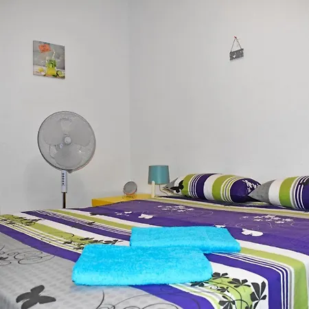 1 Private With A Window Near The Sea, Wifi Séjour chez l'habitant *